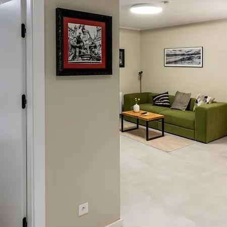 Amber Nest - Design *